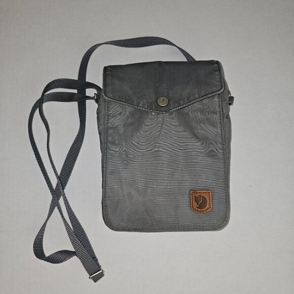 Fjallraven Pocket G-1000 Everyday Outdoor Travel Bag Purse Gray - Picture 1 of 14